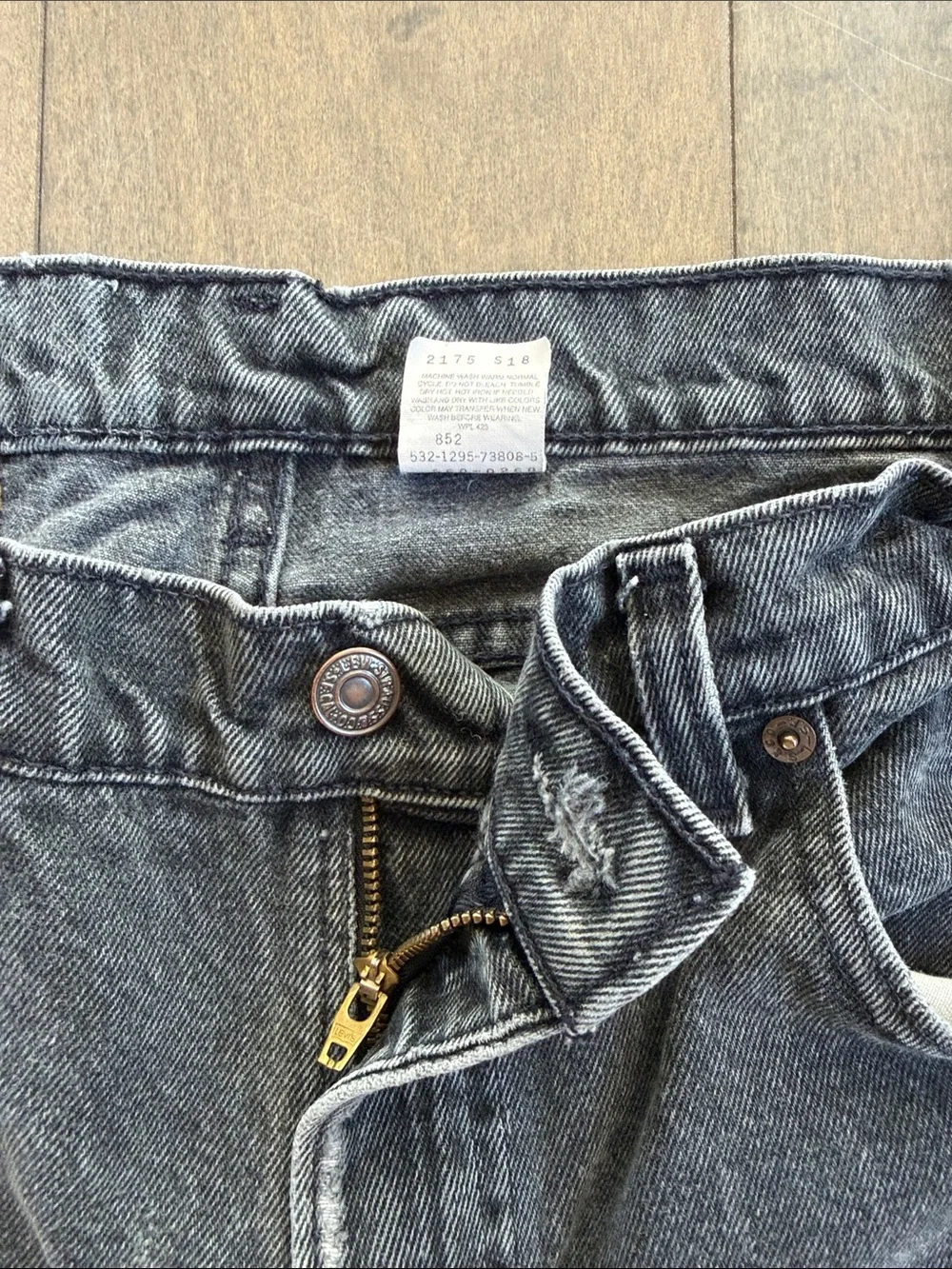 Vintage 1995 Levi’s 560 Black Denim Tapered Jeans Pants W34 L30 Loose Fit